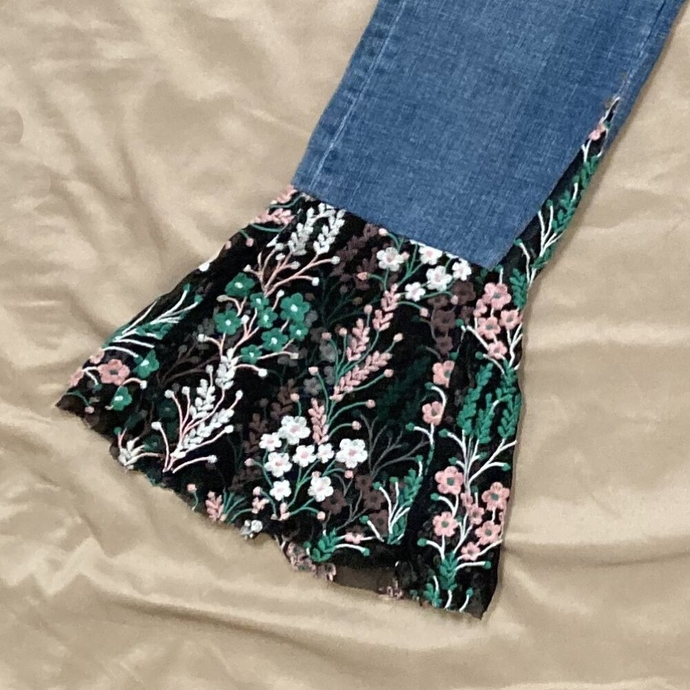 Pilcro and the Letterpress Jeans. Anthropologie, Embroidered Tulle, Size 26 - Picture 5 of 7